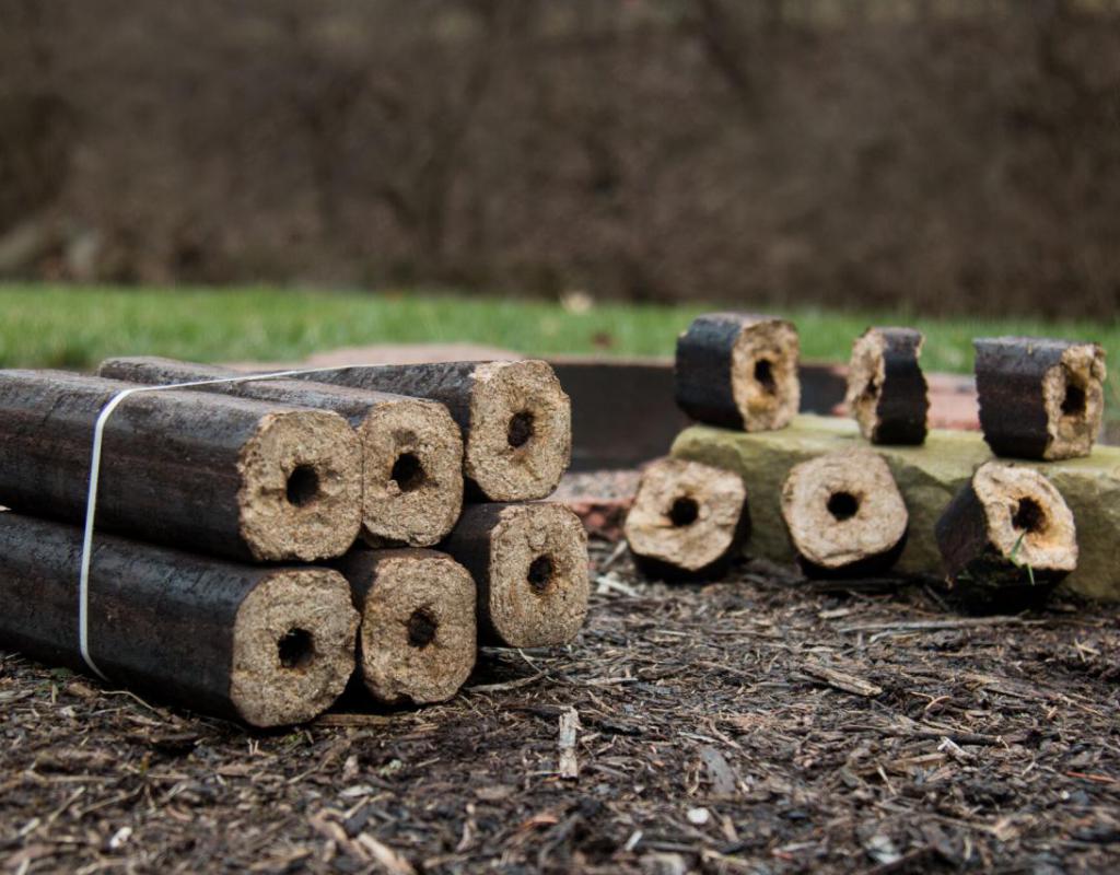 Fiber fuel logs